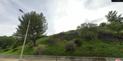 27300  Agoura Road, Calabasas
