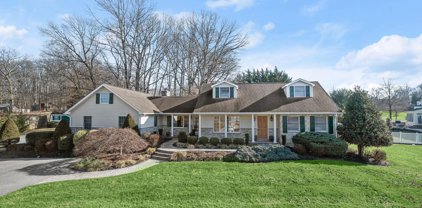 6837 White Rock Rd, Sykesville