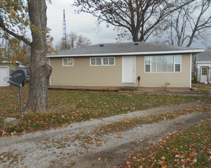 810 E Ficklin Street, Tuscola
