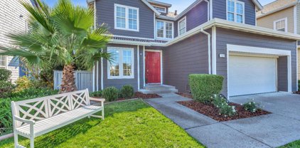 112 Waterside Circle, San Rafael