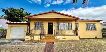 315 W 64th St, Hialeah