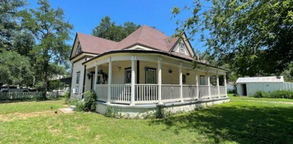 421 E Rio Grande St, Pearsall