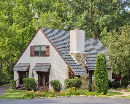 1205 E Bonner Road, Wauconda