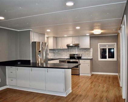 1660 S 333rd Street Unit #6, Federal Way