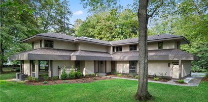 94 Aspen Lane, Stamford
