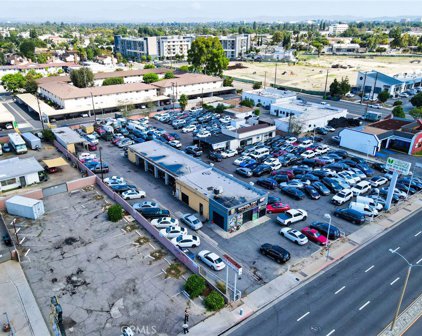 9915 Garden Grove Boulevard, Garden Grove