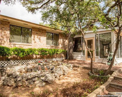 4422 Meredith Woods St, San Antonio