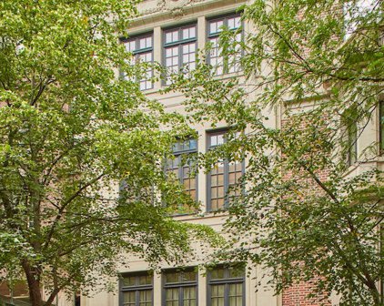 10 E 75th  Street Unit NA, New York