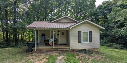 463 Glovinia Street, Asheboro