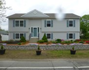 110 New Salem St, Wakefield image