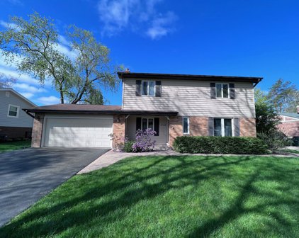1911 E Jonquil Terrace, Arlington Heights