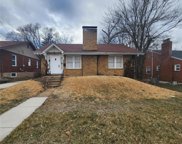 1023 Charleville  Avenue, St Louis image