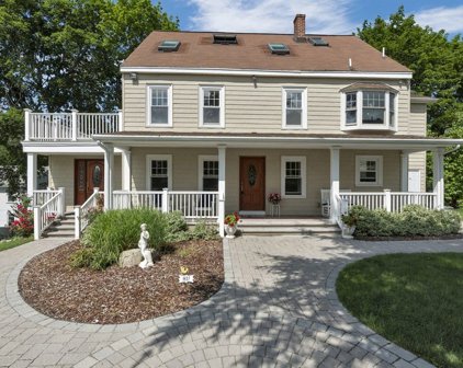 7 Dean Street, Stoneham