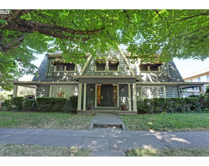 1305 NE 21ST AVE, Portland