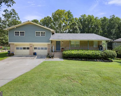 2816 Hickory Circle, Snellville