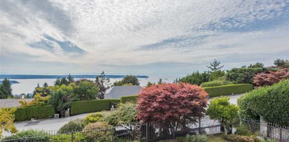 1393 Chartwell Drive, West Vancouver