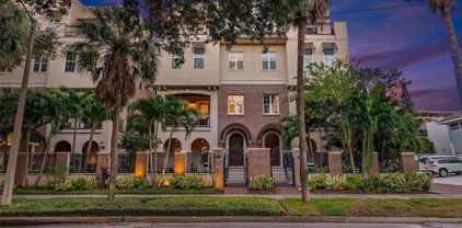 516 Beach Dr Ne, St Petersburg