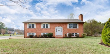 101 Fieldbrook Place, Forest