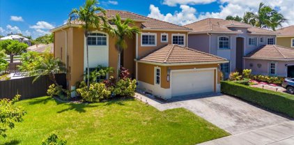 9076 Sw 210th Ter, Cutler Bay