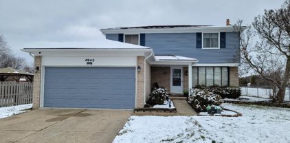 4943 Peachtree, Sterling Heights