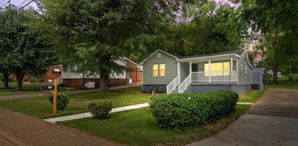 139 S Caldwell  Avenue, Newton