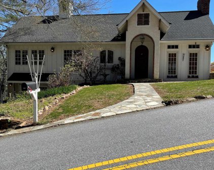 2498 W Lakeshore, Landrum