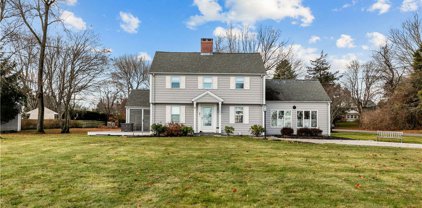 1253 Warwick Neck Avenue, Warwick
