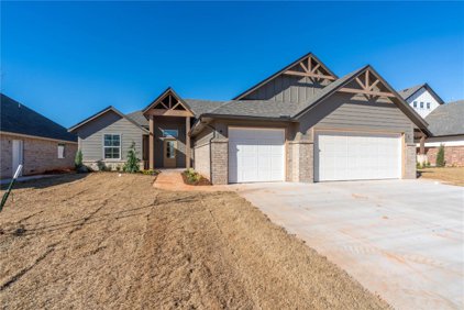 2313 Creekview Trail, Moore
