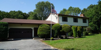 171 Gifford Road, Westport