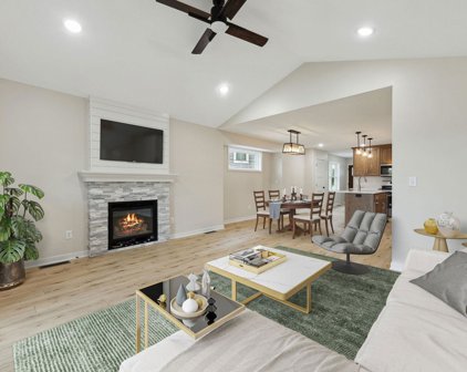 1004 Sunrise Circle, Dassel