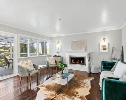 42 Redwood Road, Fairfax