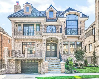150-36 Sullivan Drive, Whitestone