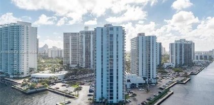 20515 E Country Club Dr Unit #849, Aventura