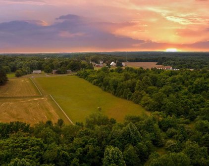 1260 Long Corner Rd, Mount Airy