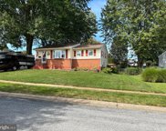 1 Hardin Ln, Newark image