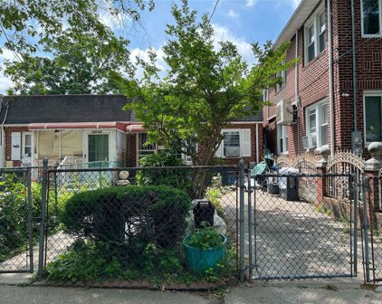 209-62 45th Road, Bayside