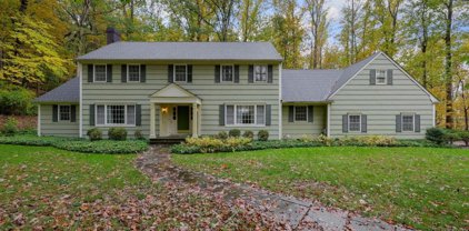 26 Wolf Hill Dr, Warren Twp.