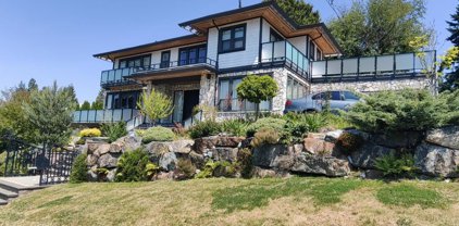 5890 Empress Avenue, Burnaby