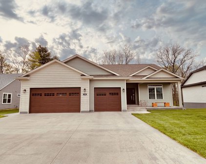 130 Woods Edge Boulevard E, Greencastle