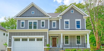 1826 Dalmation Dr, Mclean
