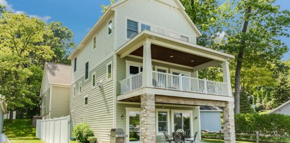 8566 Brower Lake NE, Rockford
