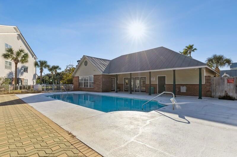 4009 Dancing Cloud Court Unit 25 Destin 32541