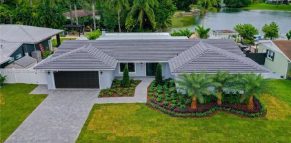 8215 Sw 140th Ave, Miami