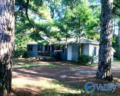 3523 Stringfield Road Nw, Huntsville