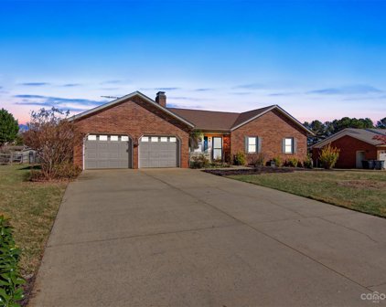 5164 Olde School  Drive, Hickory