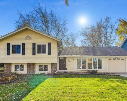 1640 Edison Circle, Hanover Park