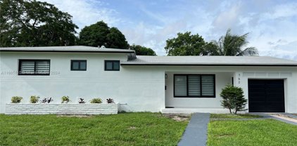 762 Nw 188th Dr, Miami Gardens