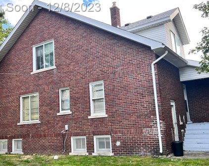 21757 RYAN, Warren