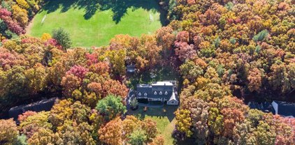 39 Hawkins Ln, Marlborough
