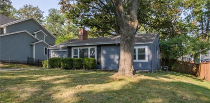 7048 Cedar Street, Prairie Village